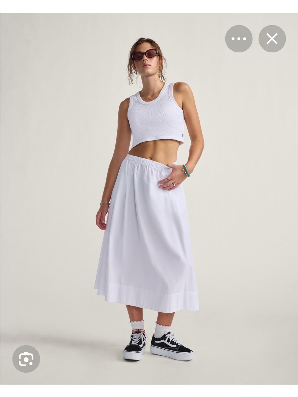 Van’s Women's White Elastic-Waist A-Line Skirt